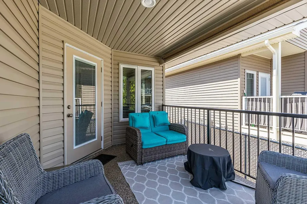 604 Vista Drive SE Medicine Hat AB T1B 0N1