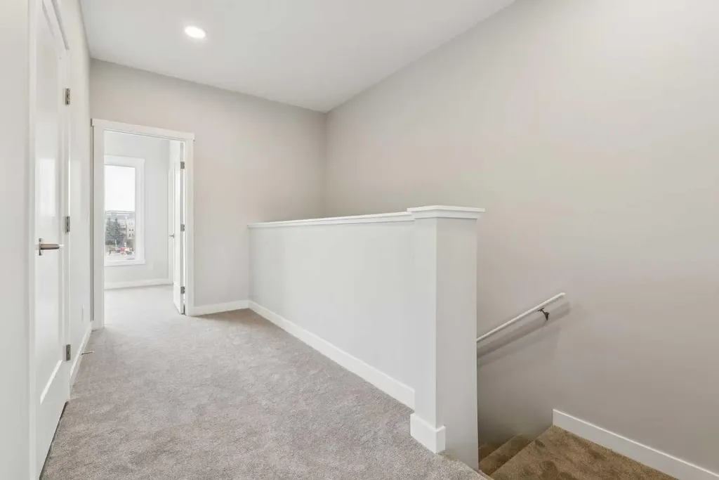107 Shawnee Square SW Calgary AB T2Y 0W4