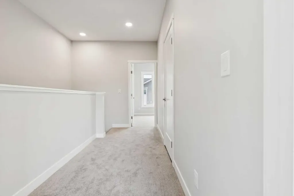 107 Shawnee Square SW Calgary AB T2Y 0W4