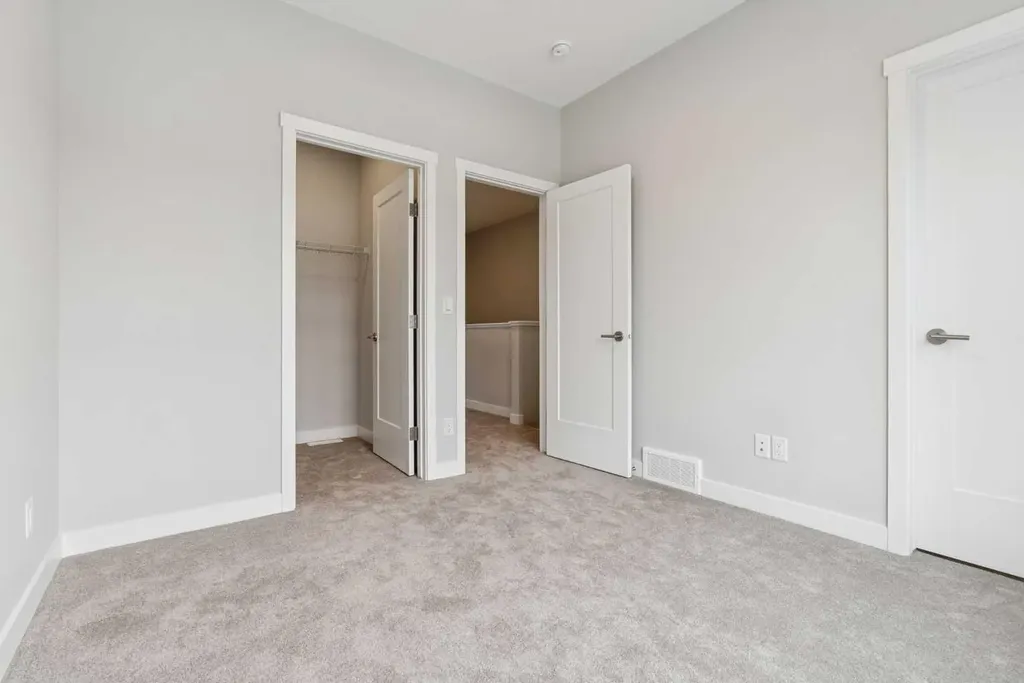 107 Shawnee Square SW Calgary AB T2Y 0W4