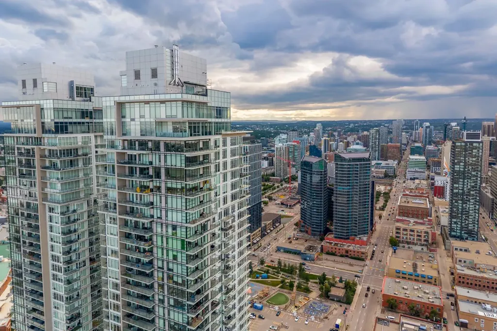 1122 3 Street SE Calgary AB T2G 1H7