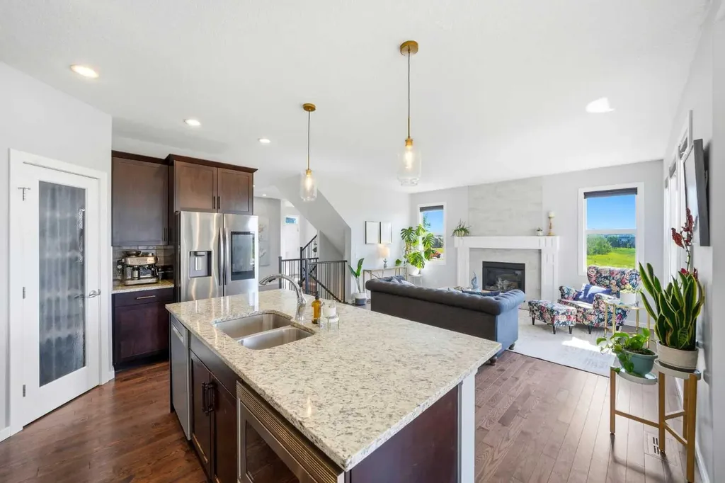 468 Mahogany Boulevard SE Calgary AB T3M 1M9