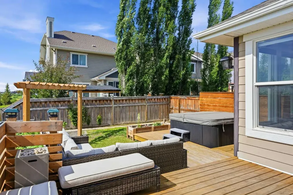 468 Mahogany Boulevard SE Calgary AB T3M 1M9