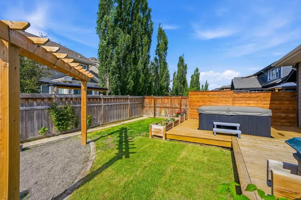 468 Mahogany Boulevard SE Calgary AB T3M 1M9