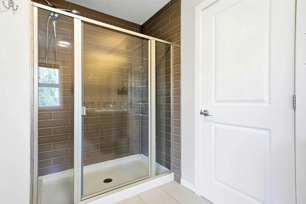 468 Mahogany Boulevard SE Calgary AB T3M 1M9