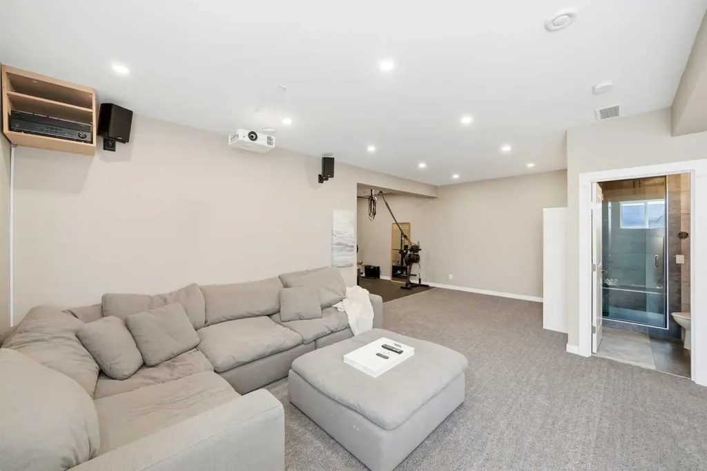 468 Mahogany Boulevard SE Calgary AB T3M 1M9
