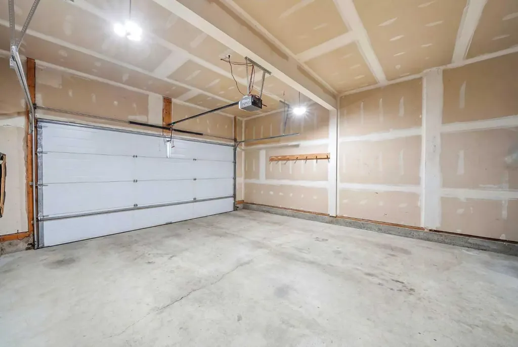 468 Mahogany Boulevard SE Calgary AB T3M 1M9