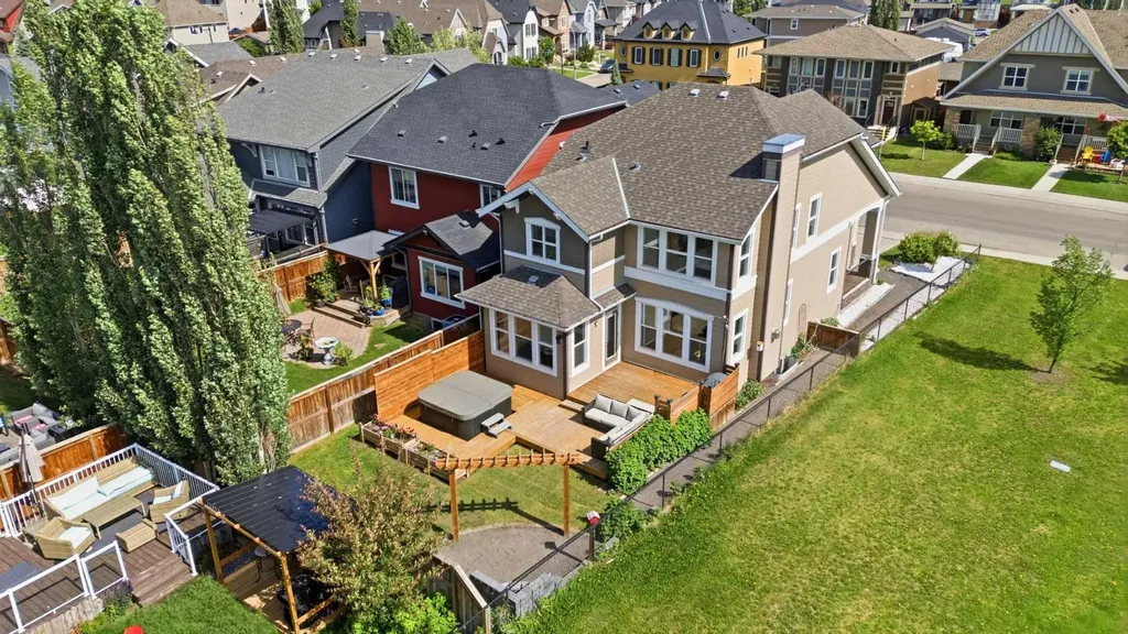 468 Mahogany Boulevard SE Calgary AB T3M 1M9