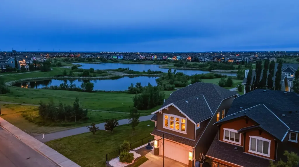 468 Mahogany Boulevard SE Calgary AB T3M 1M9