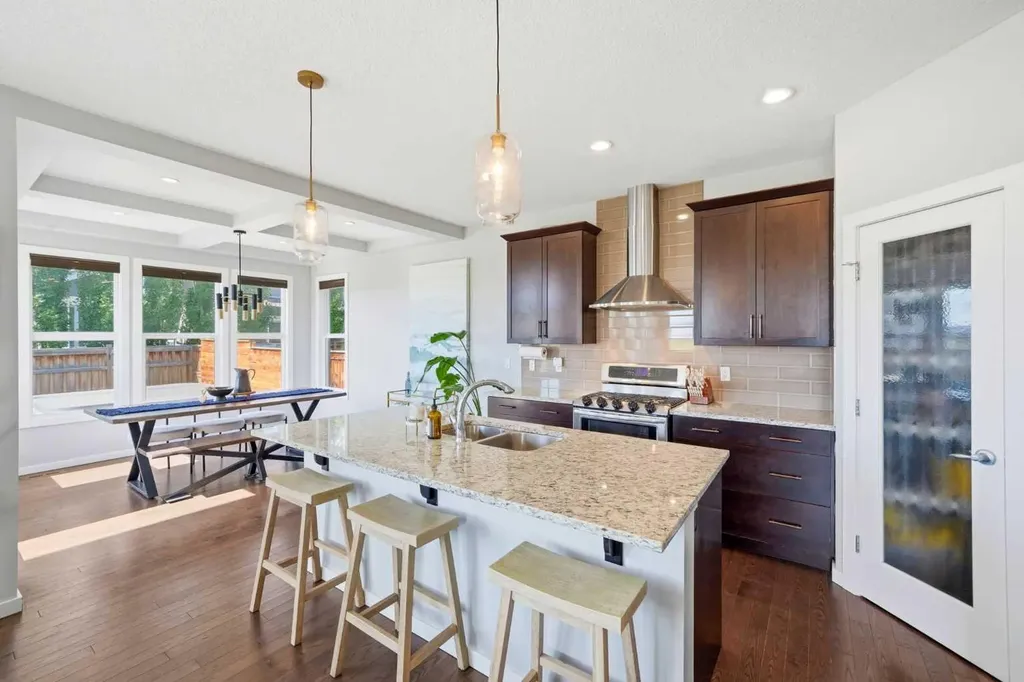 468 Mahogany Boulevard SE Calgary AB T3M 1M9