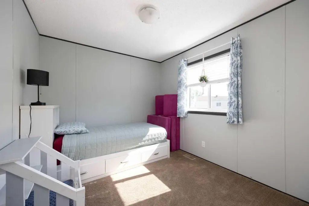 160 Grenada Place Fort Mcmurray AB T9H 2N2