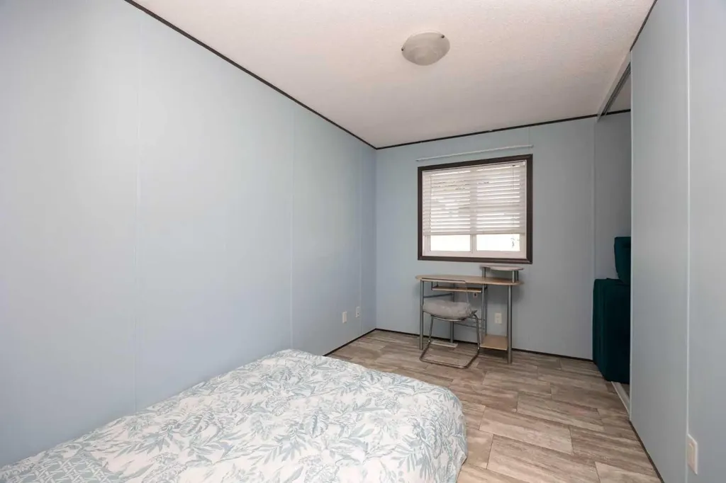 160 Grenada Place Fort Mcmurray AB T9H 2N2