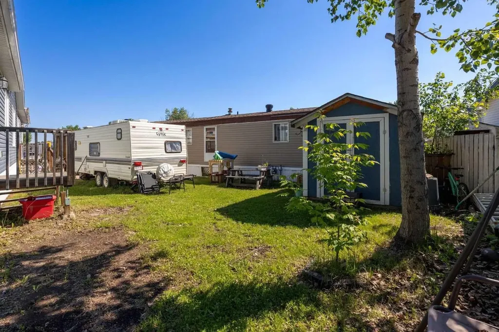 160 Grenada Place Fort Mcmurray AB T9H 2N2