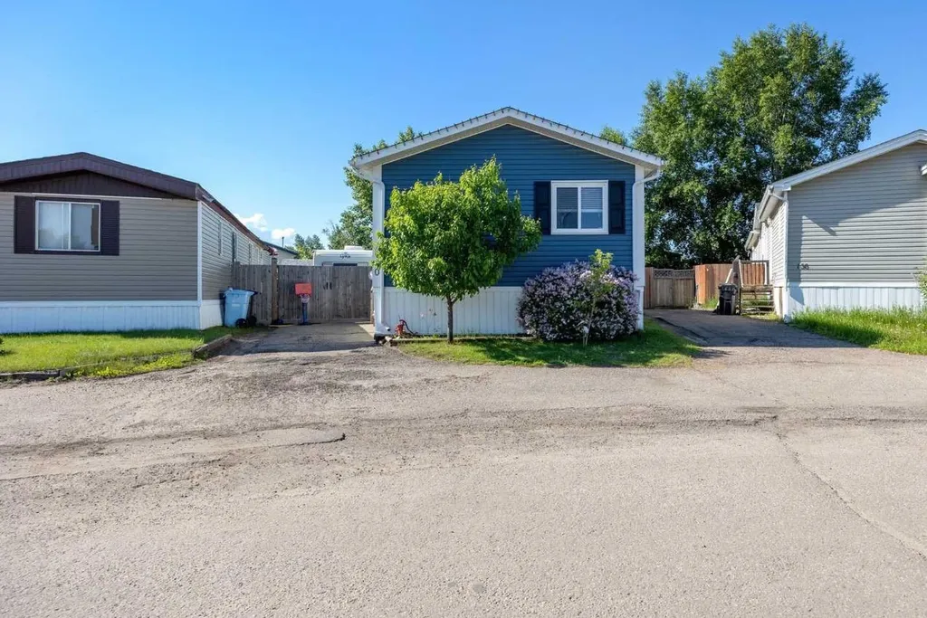 160 Grenada Place Fort Mcmurray AB T9H 2N2