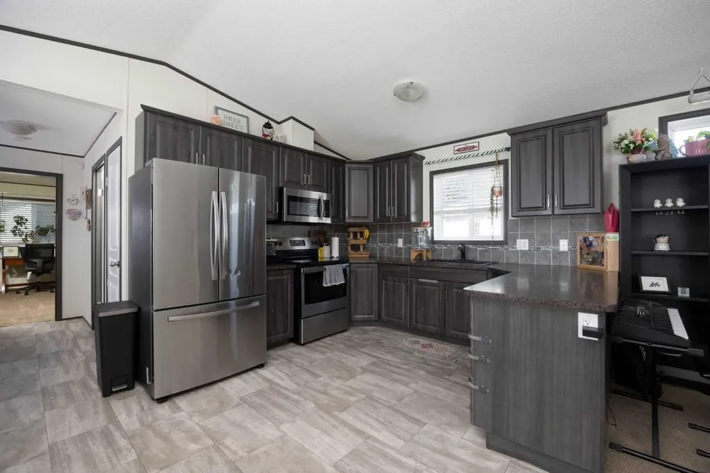 160 Grenada Place Fort Mcmurray AB T9H 2N2