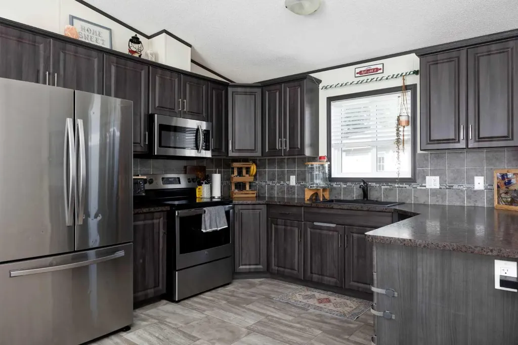 160 Grenada Place Fort Mcmurray AB T9H 2N2