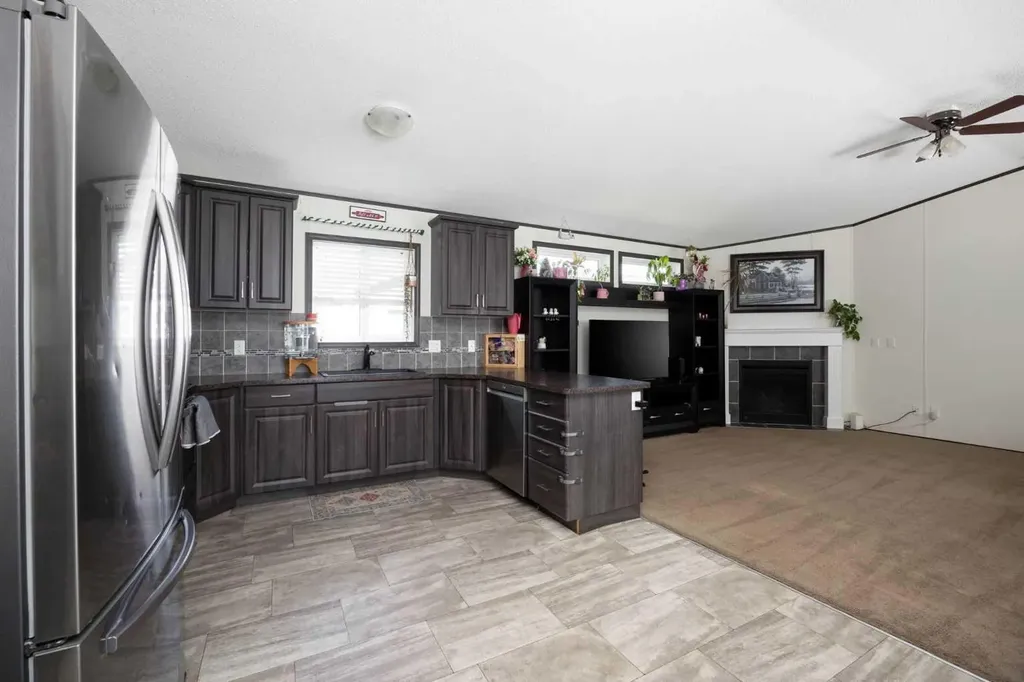 160 Grenada Place Fort Mcmurray AB T9H 2N2