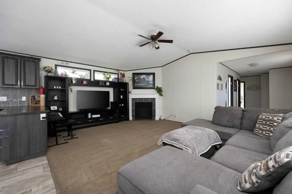 160 Grenada Place Fort Mcmurray AB T9H 2N2