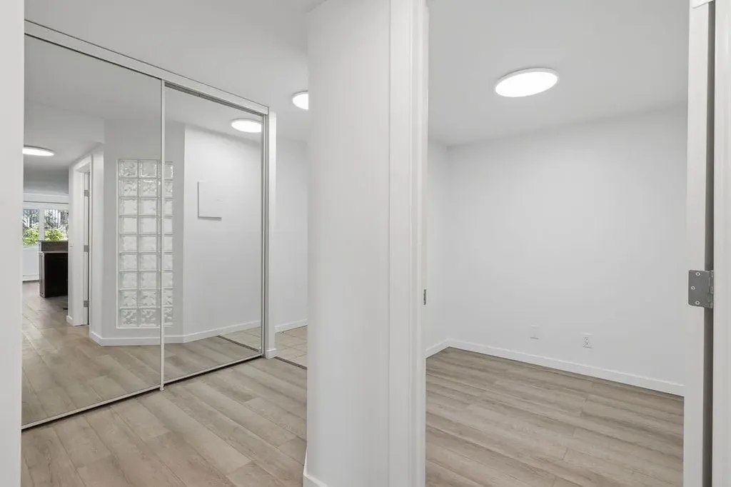354 2 Avenue NE Calgary AB T2E 0E4