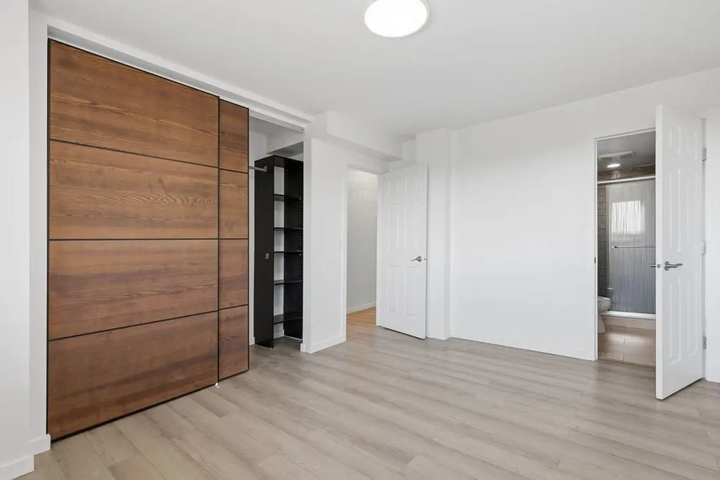354 2 Avenue NE Calgary AB T2E 0E4