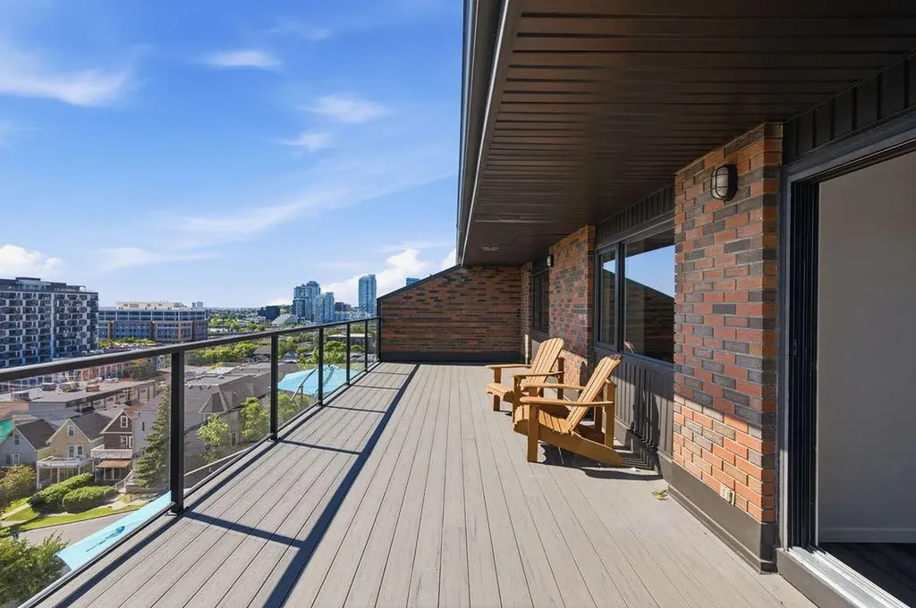354 2 Avenue NE Calgary AB T2E 0E4