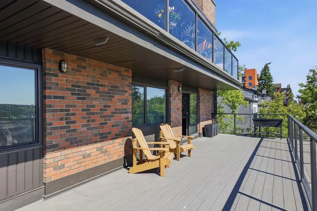 354 2 Avenue NE Calgary AB T2E 0E4
