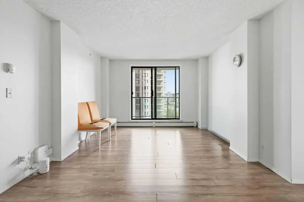 1111 6 Avenue SW Calgary AB T2P 5M5