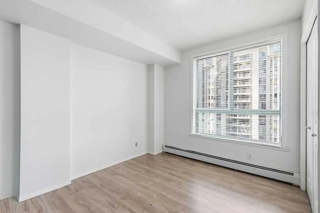 1111 6 Avenue SW Calgary AB T2P 5M5