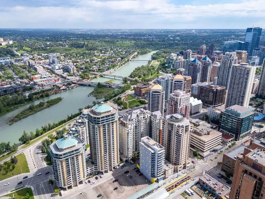 1111 6 Avenue SW Calgary AB T2P 5M5