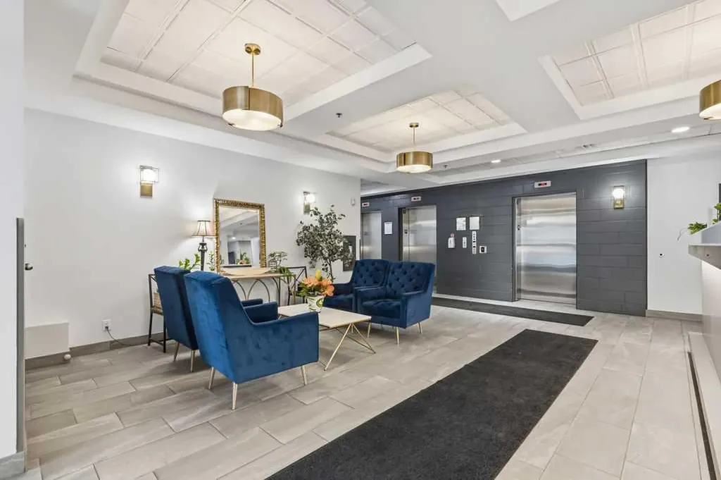 1111 6 Avenue SW Calgary AB T2P 5M5