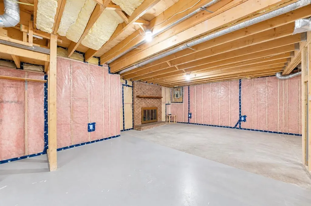 82 Ross Haven Court SE Medicine Hat AB T1B 2Y8