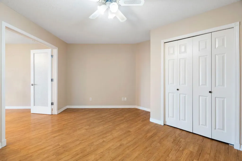 6868 Sierra Morena Boulevard SW Calgary AB T3H 3R6