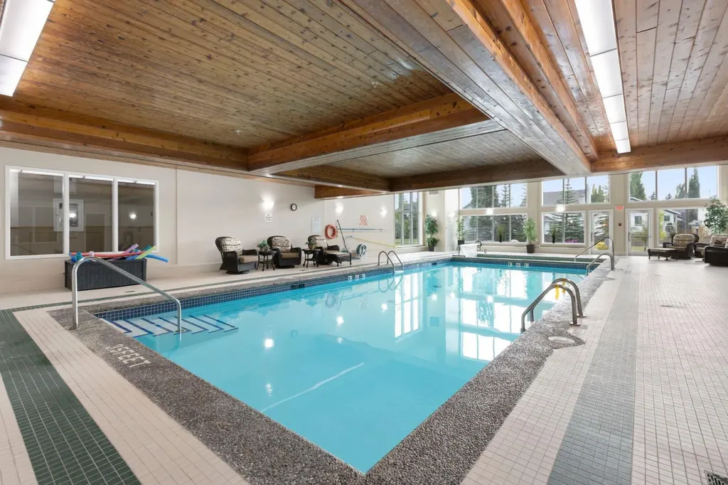 6868 Sierra Morena Boulevard SW Calgary AB T3H 3R6