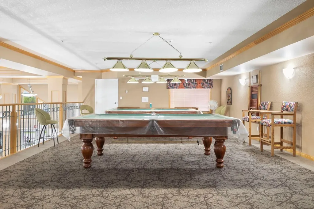 6868 Sierra Morena Boulevard SW Calgary AB T3H 3R6