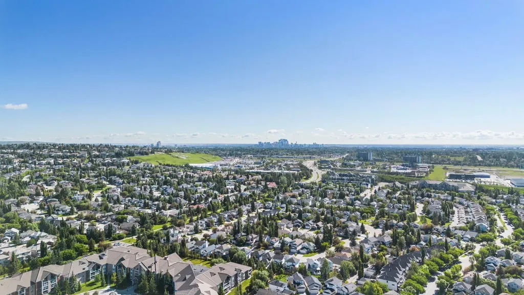 6868 Sierra Morena Boulevard SW Calgary AB T3H 3R6