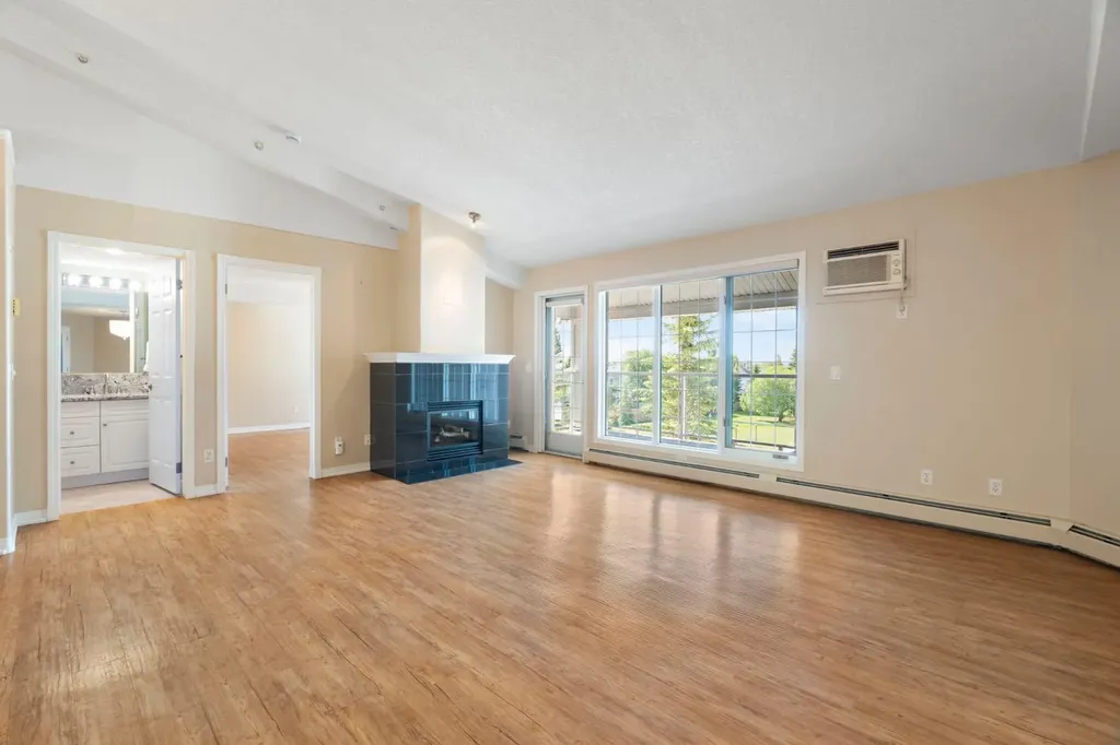6868 Sierra Morena Boulevard SW Calgary AB T3H 3R6