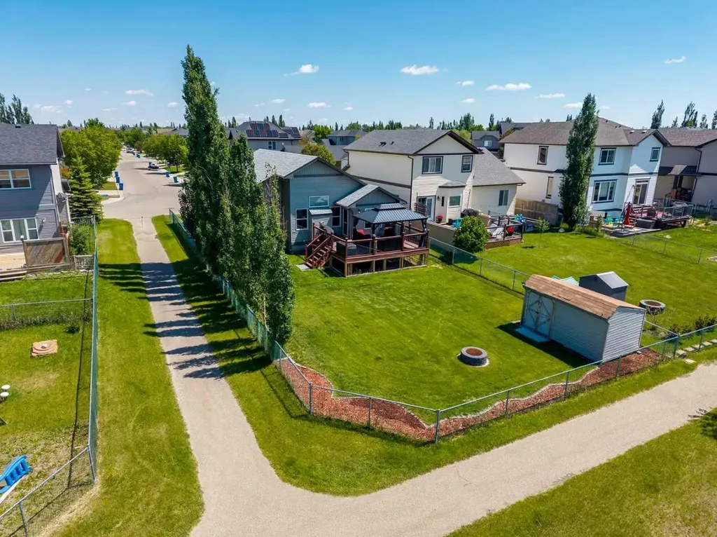 203 Bishop Mews NW Langdon AB T0J 1X2