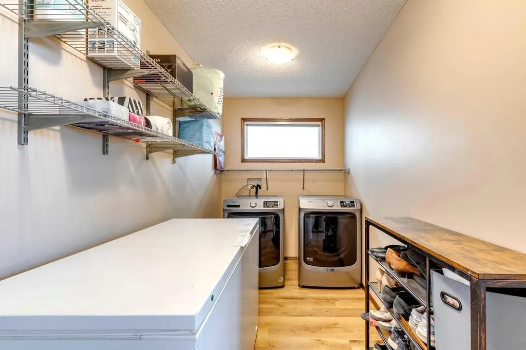 203 Bishop Mews NW Langdon AB T0J 1X2