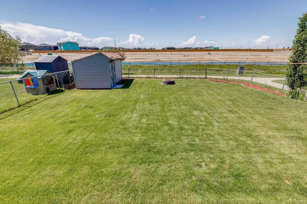 203 Bishop Mews NW Langdon AB T0J 1X2