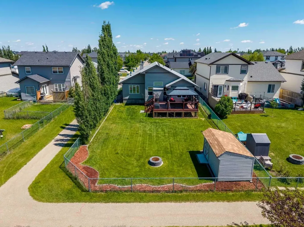 203 Bishop Mews NW Langdon AB T0J 1X2