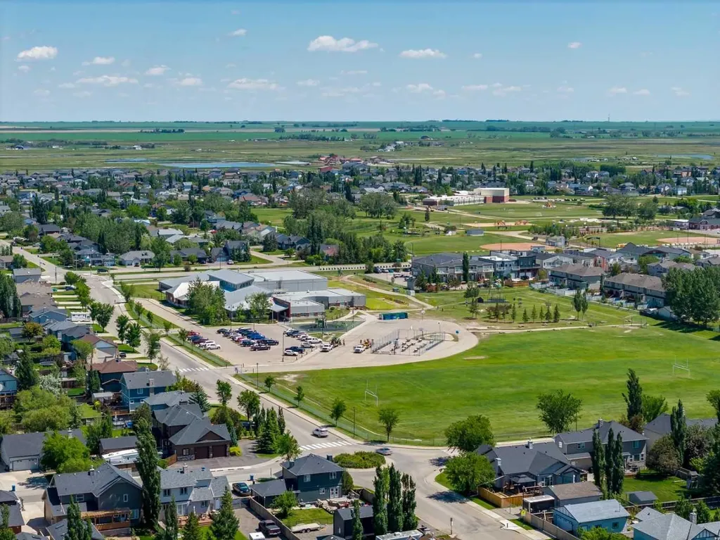 203 Bishop Mews NW Langdon AB T0J 1X2