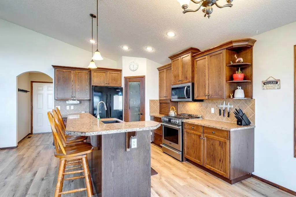 203 Bishop Mews NW Langdon AB T0J 1X2