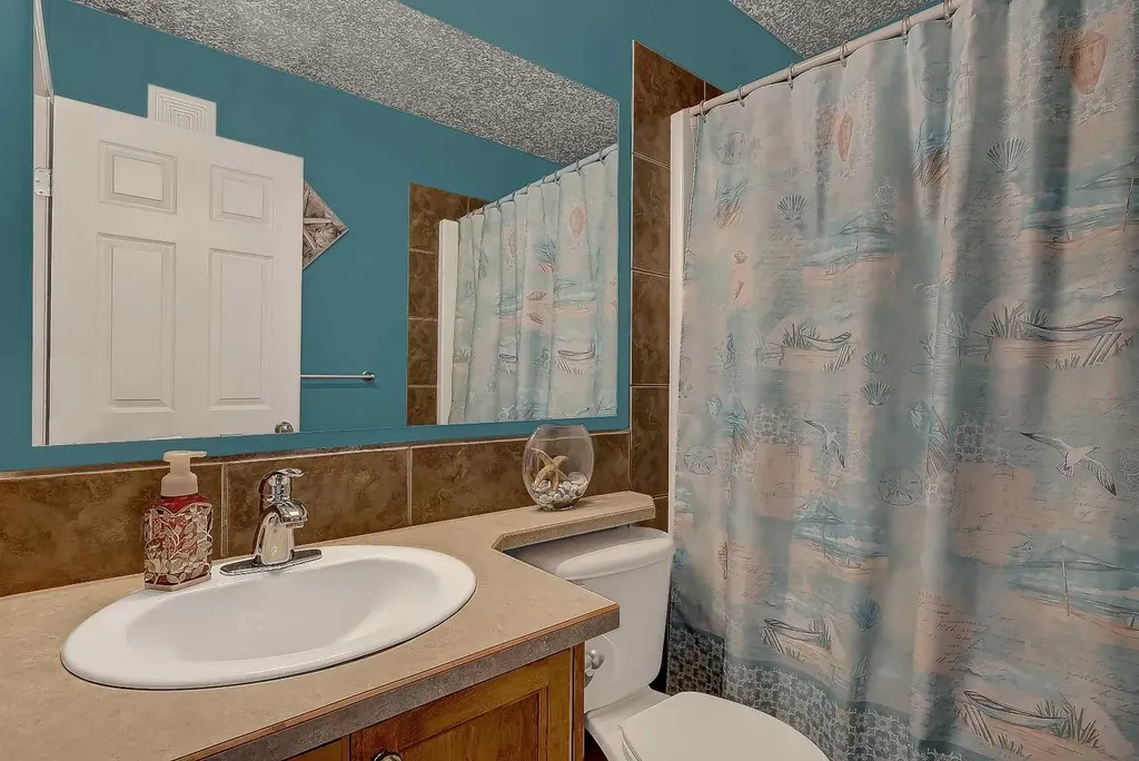 10230 71 Avenue, Grande Prairie AB T8W 2Y3