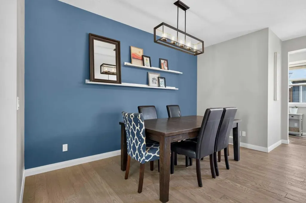 235 Evanscrest Way NW Calgary AB T3G 0A7