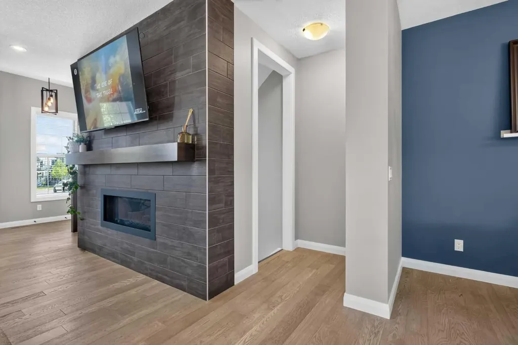 235 Evanscrest Way NW Calgary AB T3G 0A7