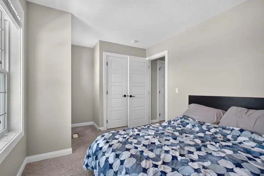 235 Evanscrest Way NW Calgary AB T3G 0A7