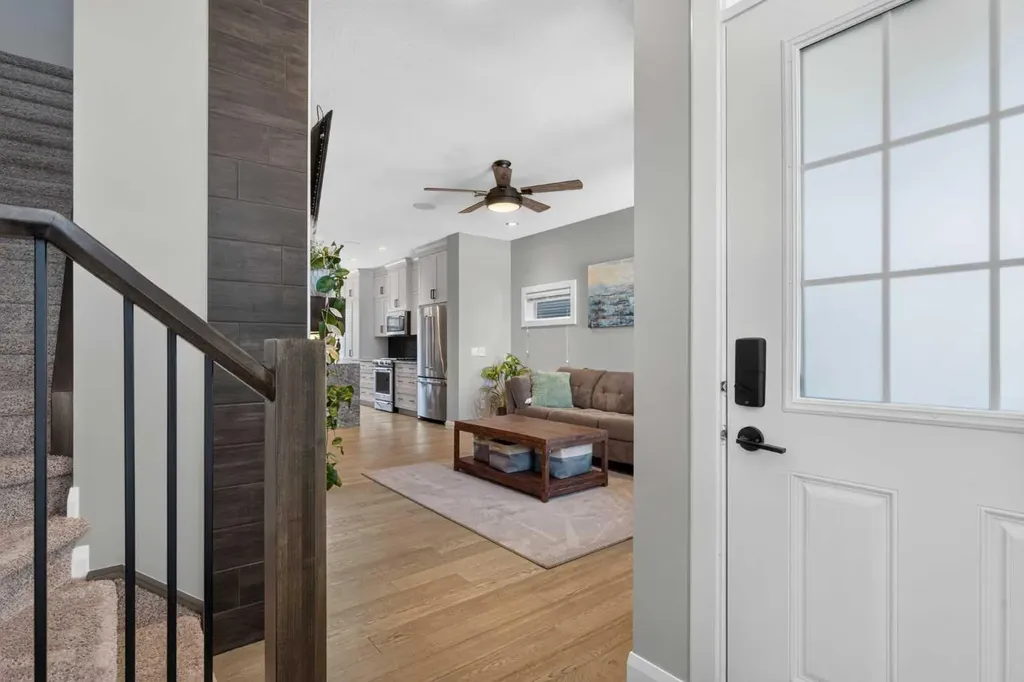 235 Evanscrest Way NW Calgary AB T3G 0A7