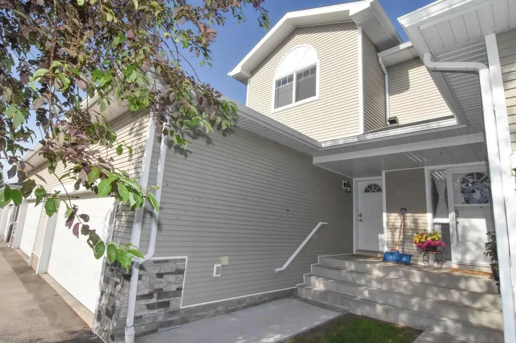 110 Hillview Terrace Strathmore AB T1P1X3