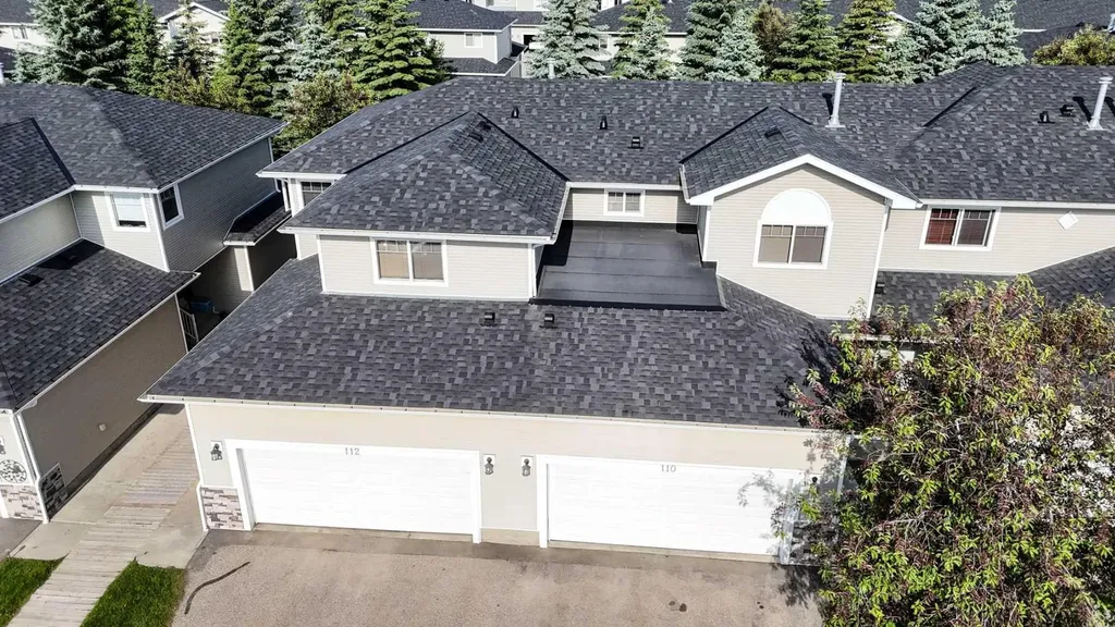 110 Hillview Terrace Strathmore AB T1P1X3