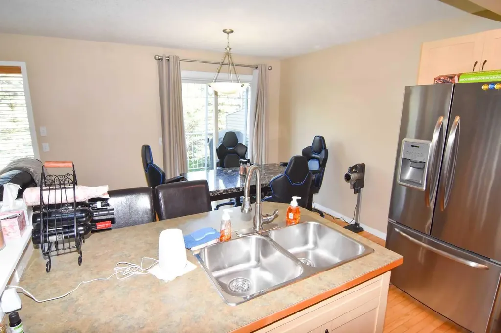 110 Hillview Terrace Strathmore AB T1P1X3